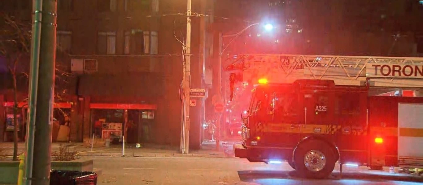 Ρωσία: Στις φλόγες «τυλίχθηκε» 25οροφη πολυκατοικία στην πόλη Τζερζίνσκ